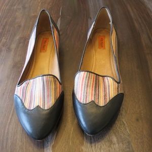 Women 8's Miz Mooz Flats